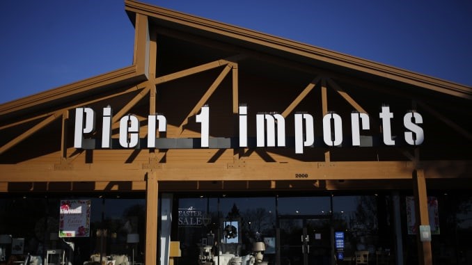 美国零售商Pier 1 Imports关闭将近一半的门店